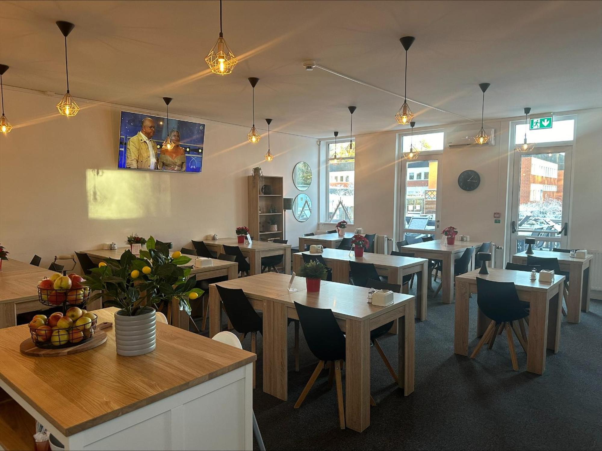 Almnaes Park Hotel Södertälje Εξωτερικό φωτογραφία